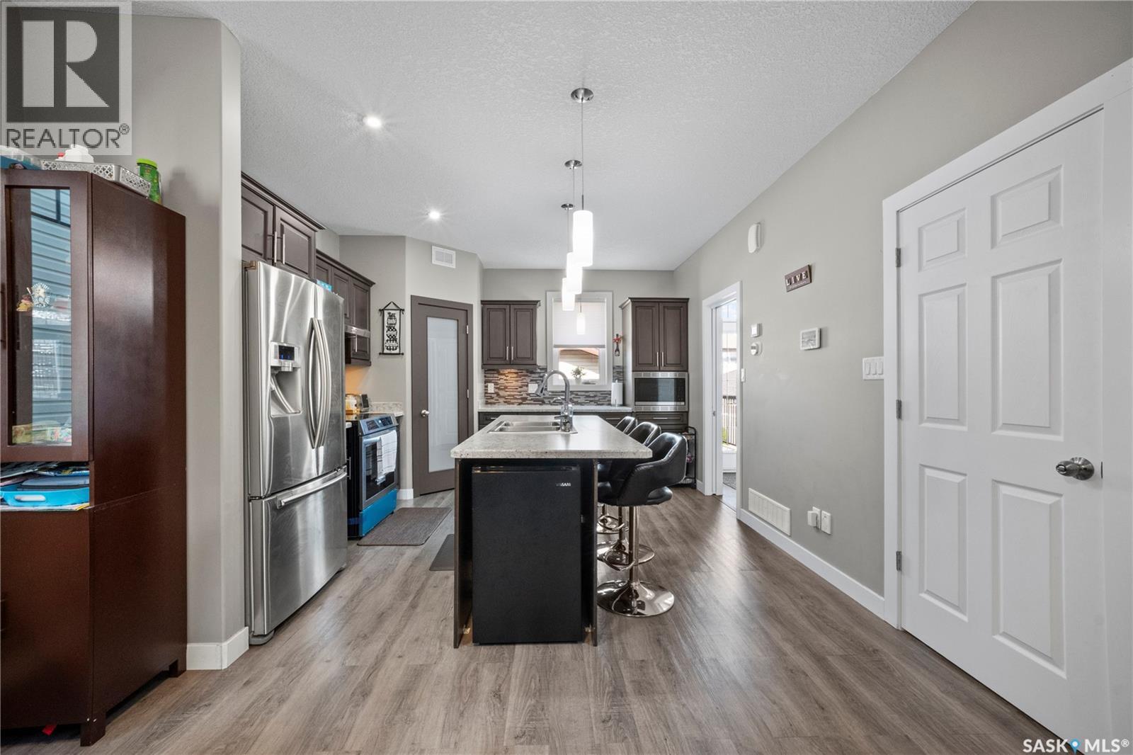 8726 Archer Lane, Regina, Saskatchewan  S4Y 0B7 - Photo 10 - SK046027