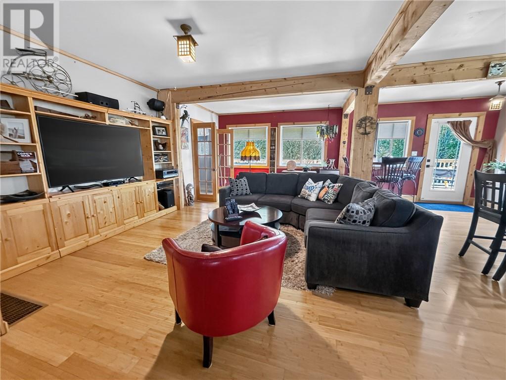40 Younge Street, Kagawong, Ontario  P0P 1J0 - Photo 27 - 2129874