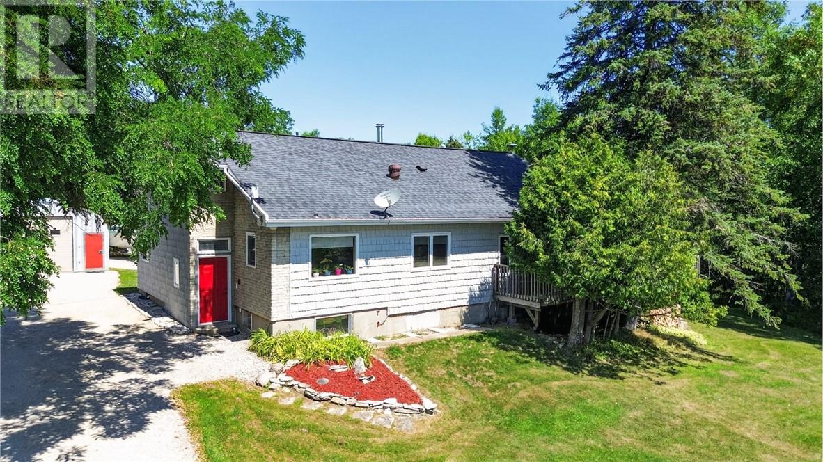 40 Younge Street, Kagawong, Ontario  P0P 1J0 - Photo 67 - 2129874