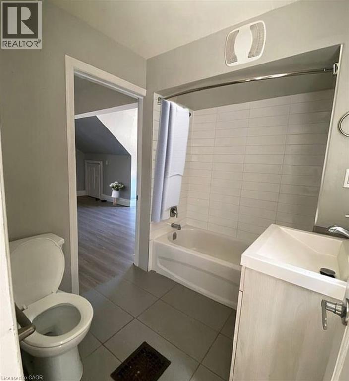 72 S Victoria Avenue S Unit# 103, Hamilton, Ontario  L8N 2S7 - Photo 4 - 40856528