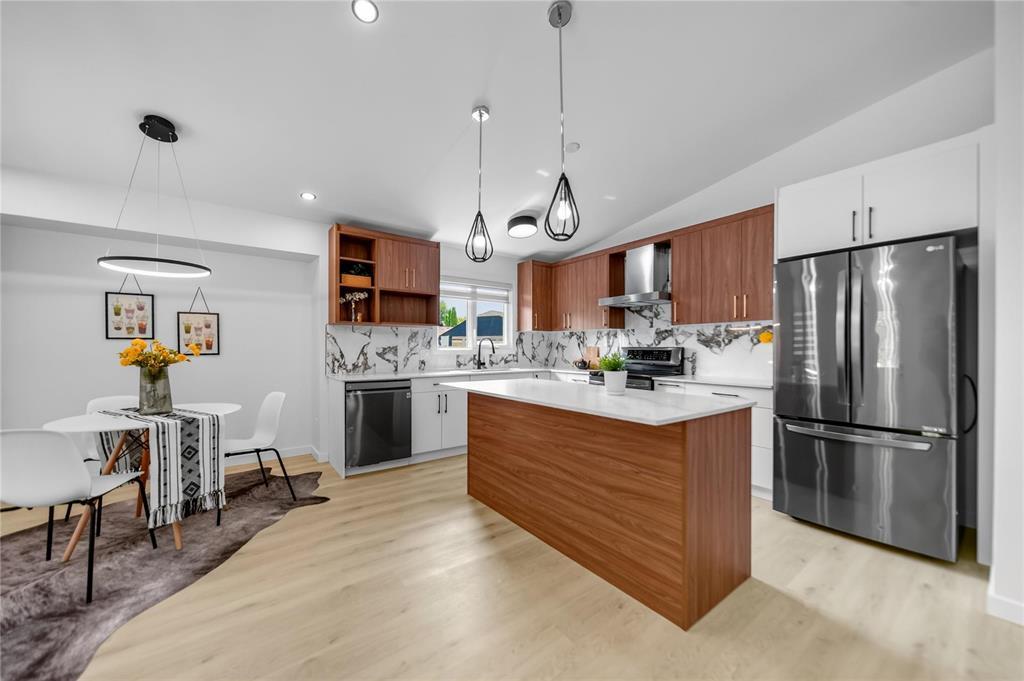 23 Condor Place, Winnipeg, Manitoba  R2R 1W2 - Photo 6 - 202620735