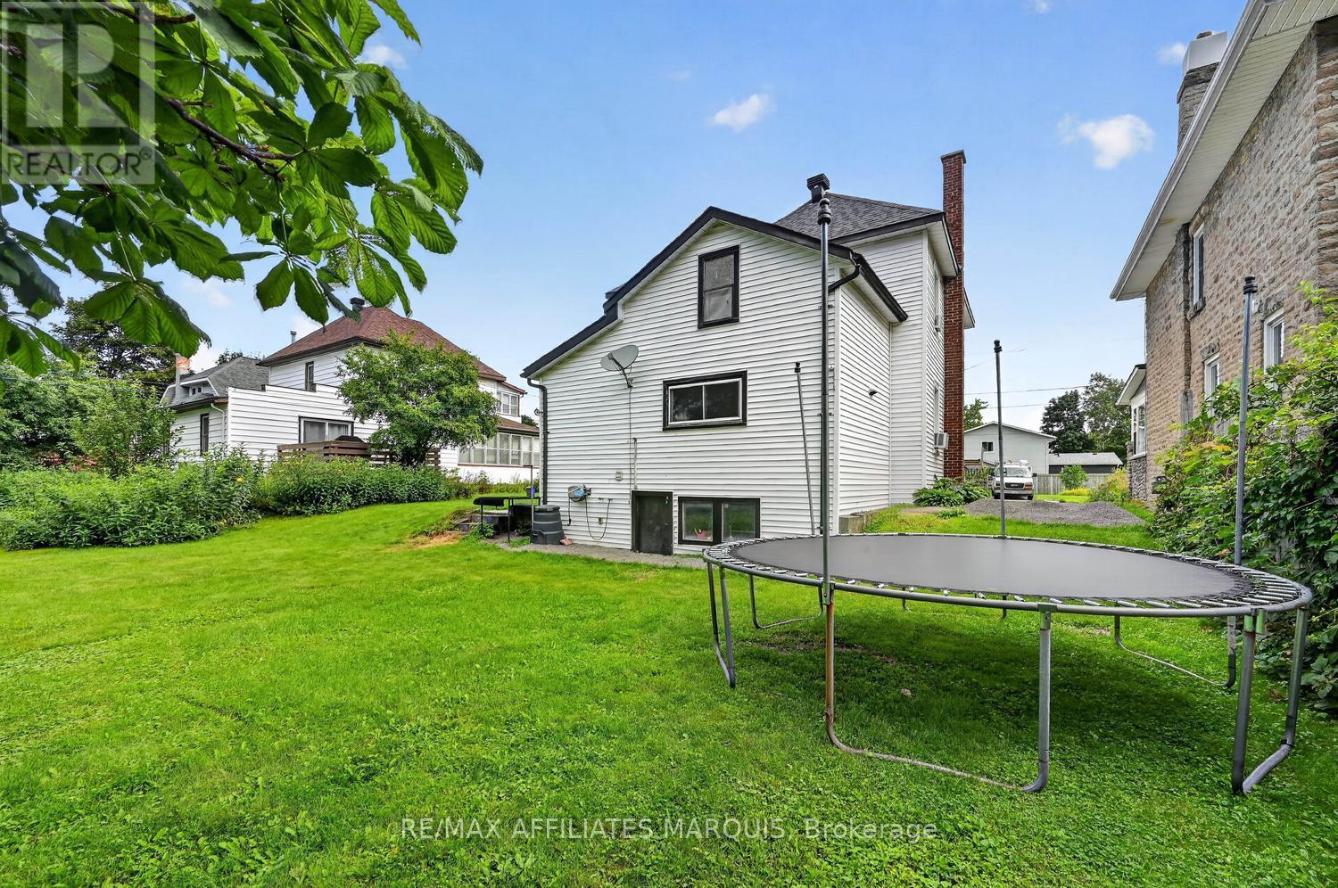 57 Smiths Falls Avenue, Smiths Falls, Ontario  K7A 3B2 - Photo 39 - X13690256