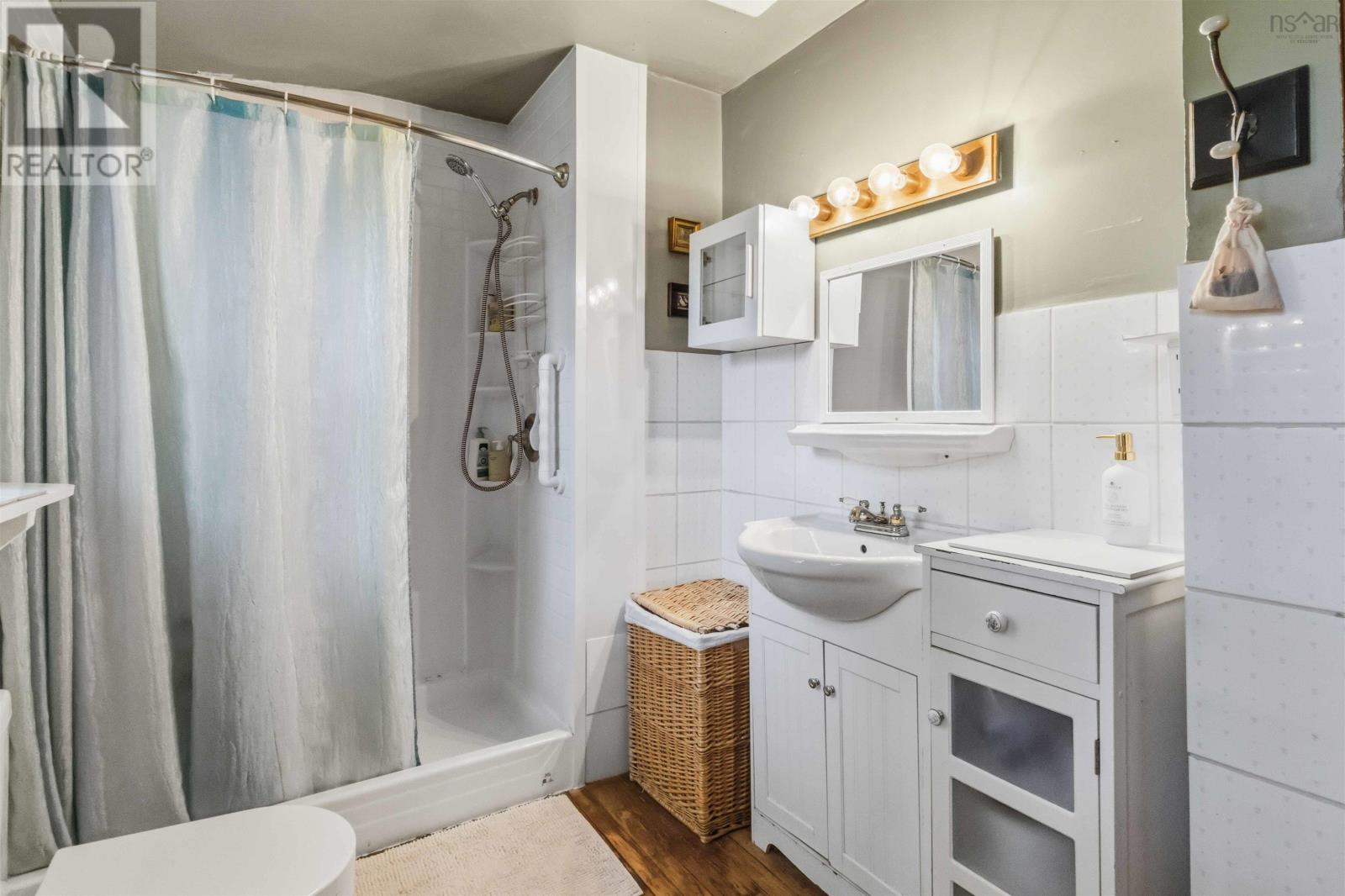 618 Herring Cove Road, Halifax, Nova Scotia  B3R 1X6 - Photo 22 - 202615597