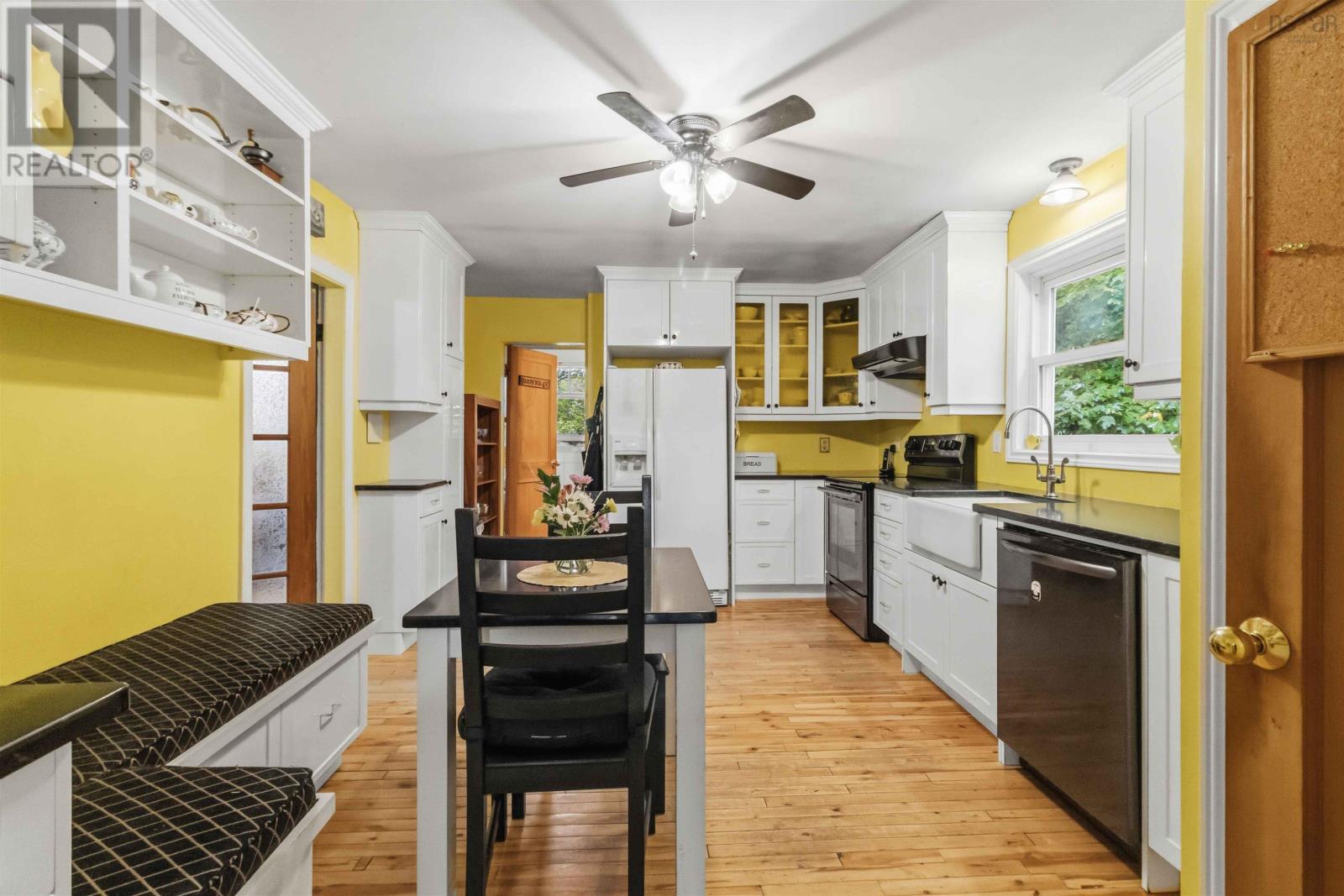 618 Herring Cove Road, Halifax, Nova Scotia  B3R 1X6 - Photo 11 - 202615597