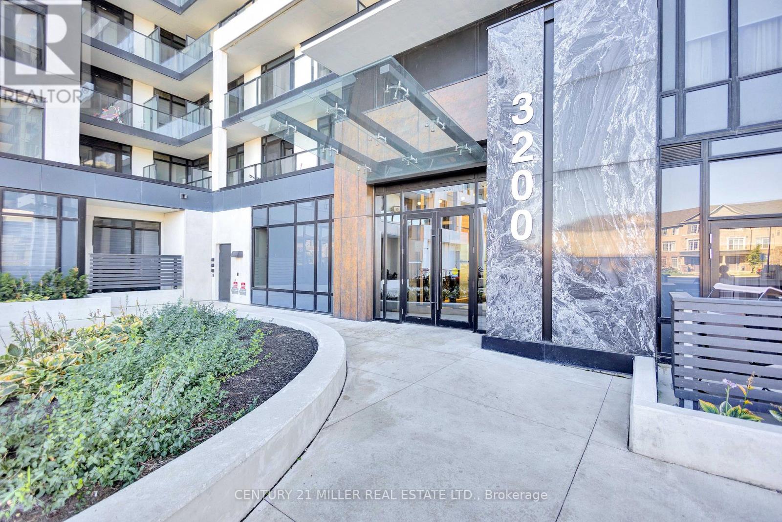 721 - 3200 WILLIAM COLTSON AVENUE, Oakville, Ontario