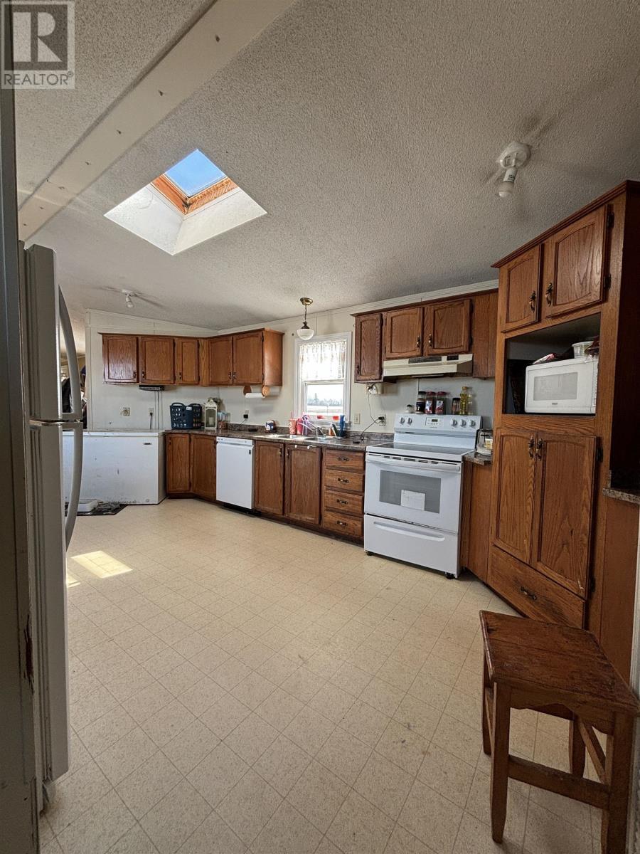 25324 Route 2, New Annan, Prince Edward Island  C0B 1M0 - Photo 8 - 202620954