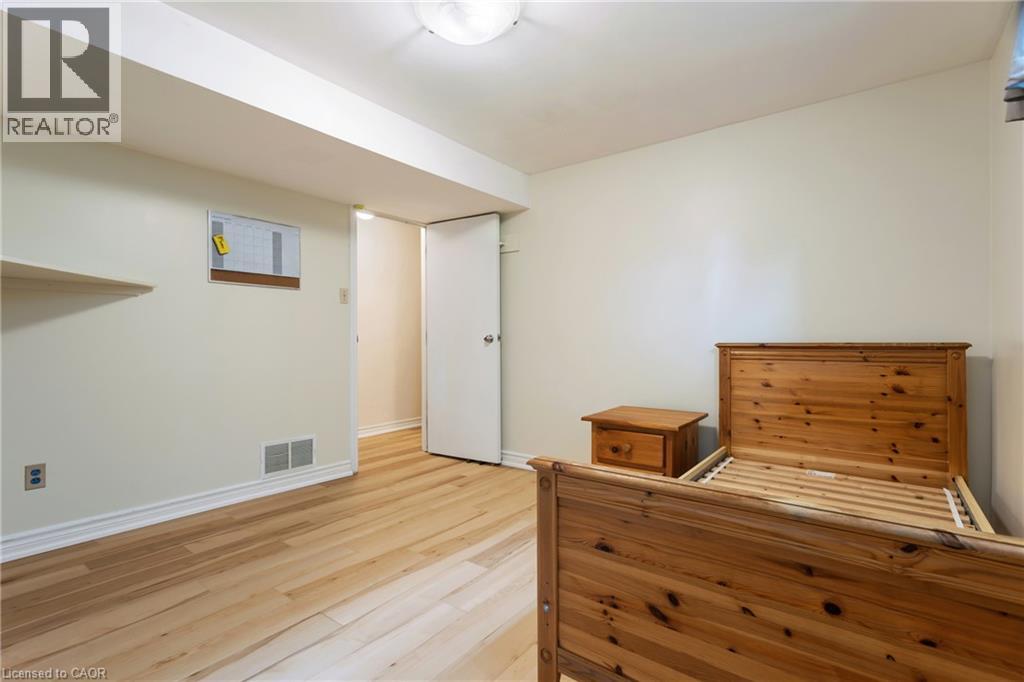 25 Saunby Street, London, Ontario  N6G 1A2 - Photo 33 - 40850497