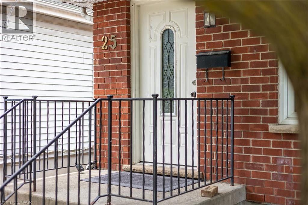 25 Saunby Street, London, Ontario  N6G 1A2 - Photo 3 - 40850497
