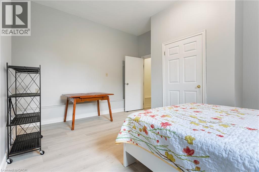 25 Saunby Street, London, Ontario  N6G 1A2 - Photo 29 - 40850497