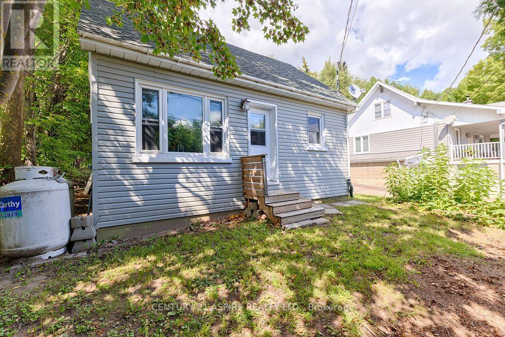 168 Bonnechere Street E, Bonnechere Valley, Ontario  K0J 1T0 - Photo 3 - X13690314