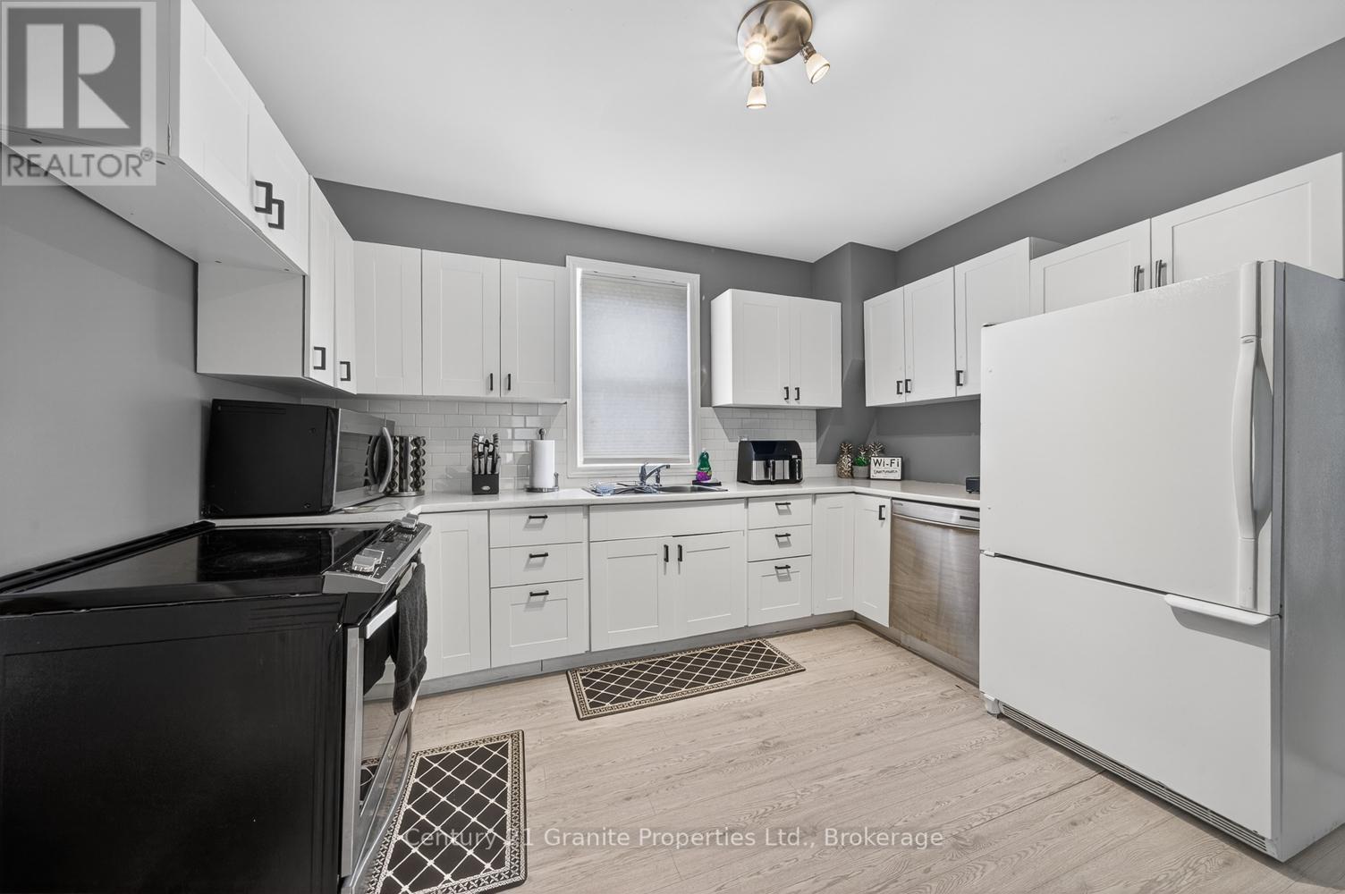 50 William Street, Parry Sound, Ontario  P2A 1V1 - Photo 12 - X13690320