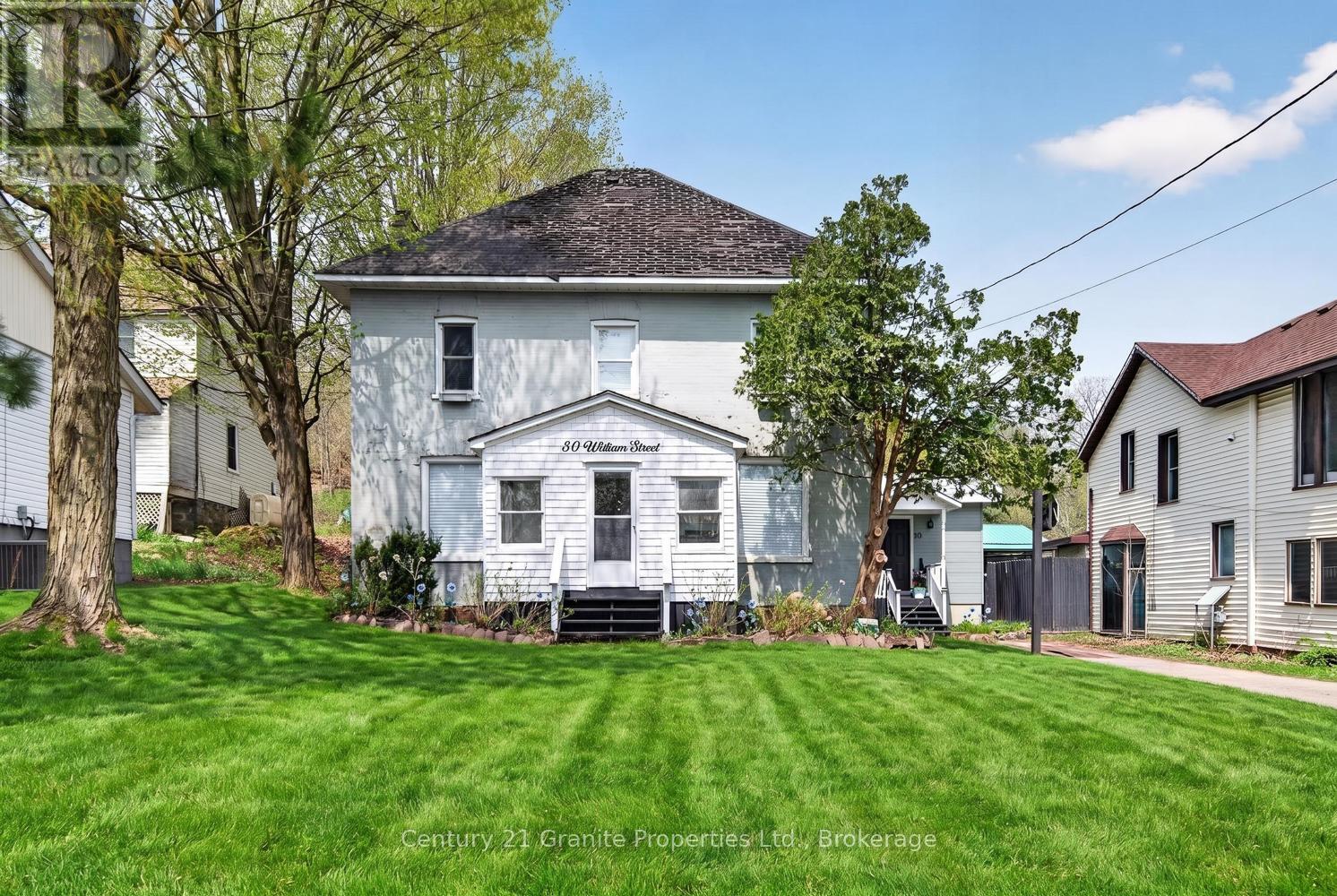 50 William Street, Parry Sound, Ontario  P2A 1V1 - Photo 2 - X13690320