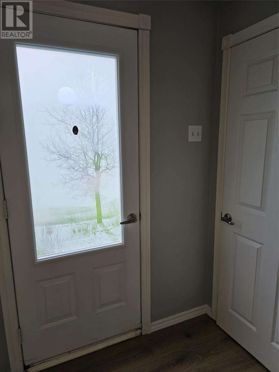 506 Tamarack Drive, Labrador City — photo 3