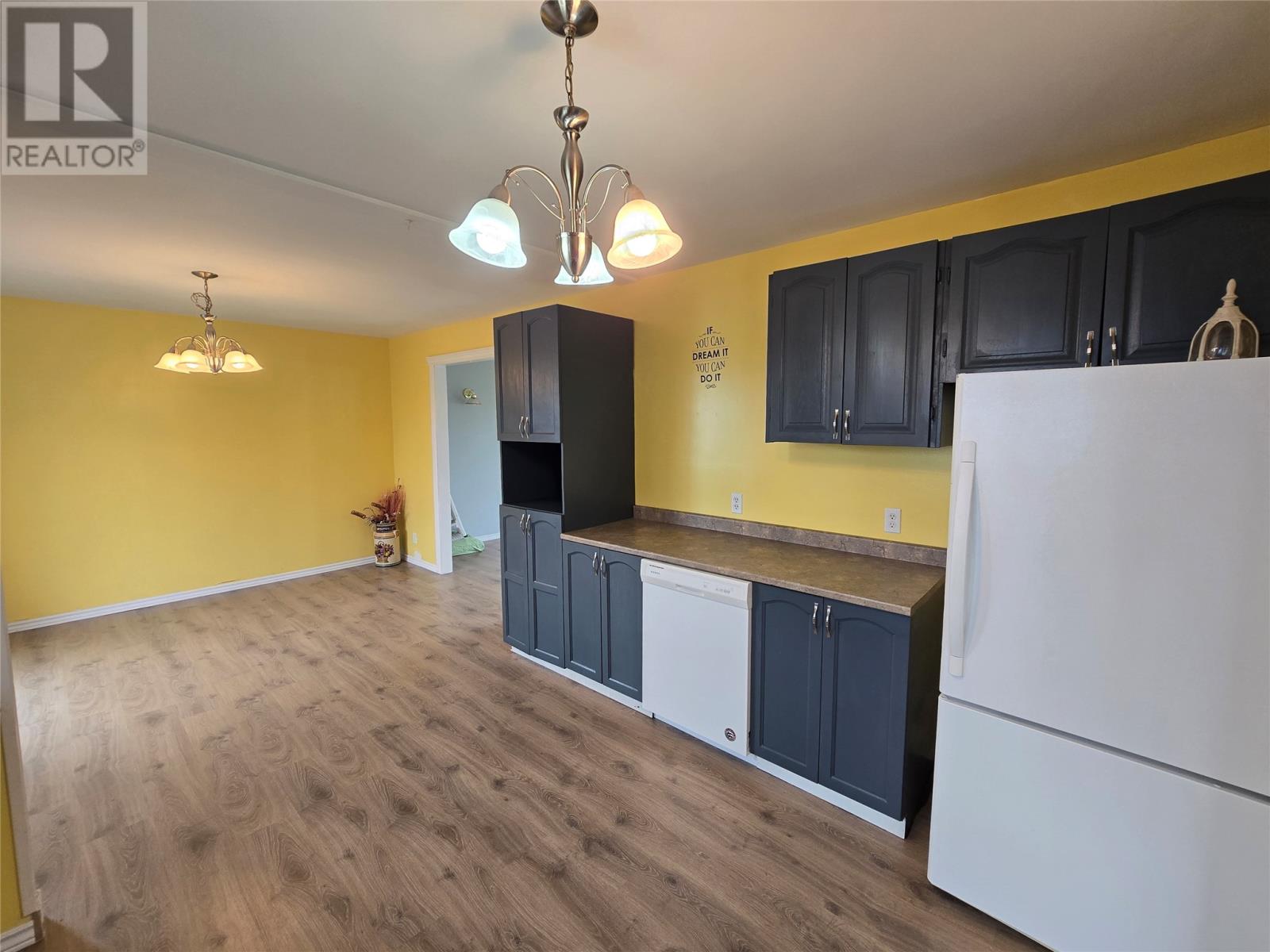 506 Tamarack Drive, Labrador City — photo 9