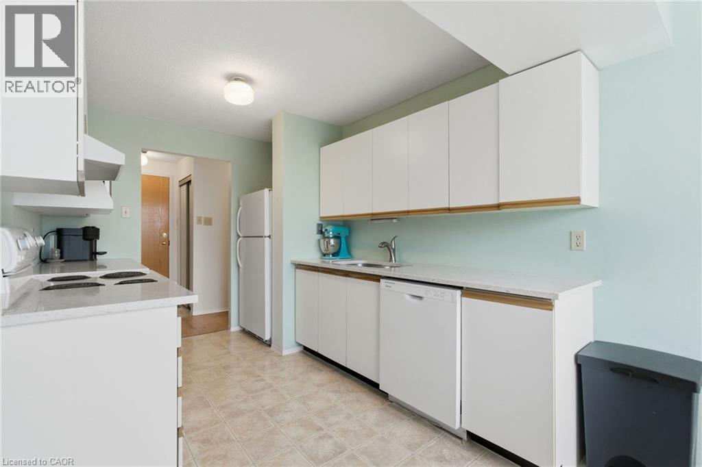 30 Blue Springs Drive Unit# 215, Waterloo, Ontario  N2J 4T2 - Photo 13 - 40846173