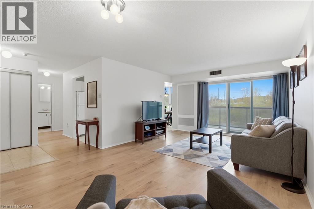 30 Blue Springs Drive Unit# 215, Waterloo, Ontario  N2J 4T2 - Photo 20 - 40846173
