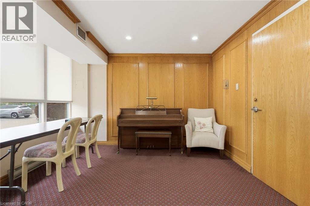 30 Blue Springs Drive Unit# 215, Waterloo, Ontario  N2J 4T2 - Photo 38 - 40846173