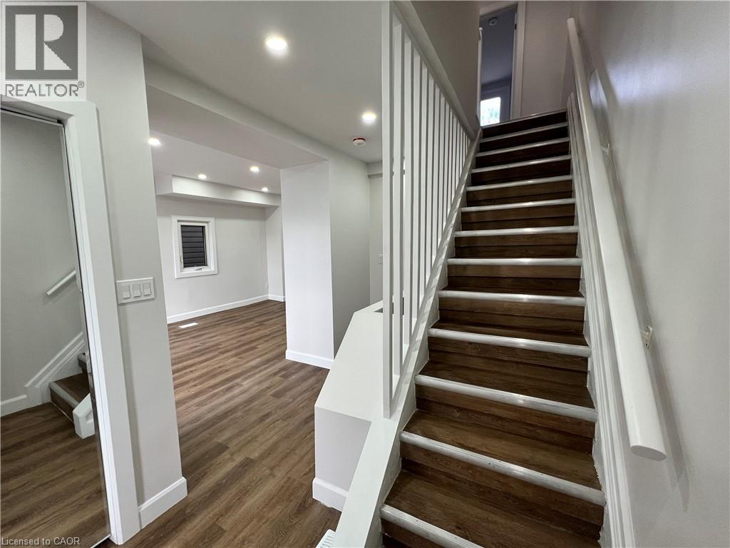 5 Rowanwood Street, Hamilton, Ontario  L8L 7H1 - Photo 3 - 40855948