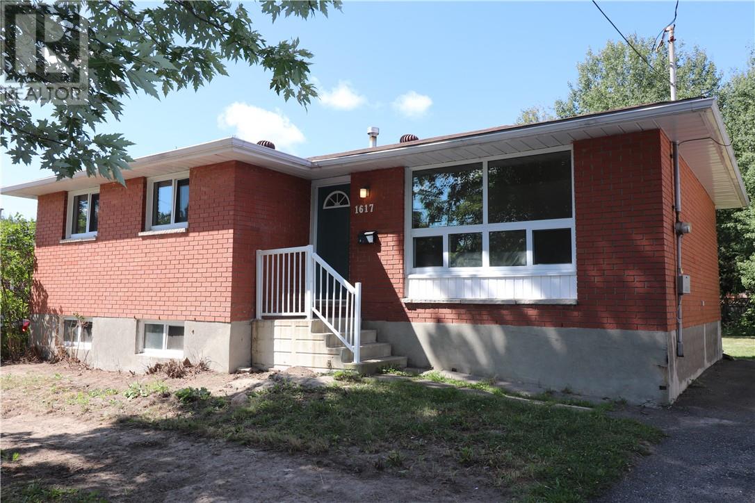 1617 Sherwood Avenue, Sudbury, Ontario  P3A 4L1 - Photo 3 - 2129859