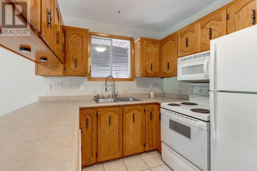 1520 Lansing Avenue, Sudbury, Ontario  P3A 4C9 - Photo 3 - 2129736