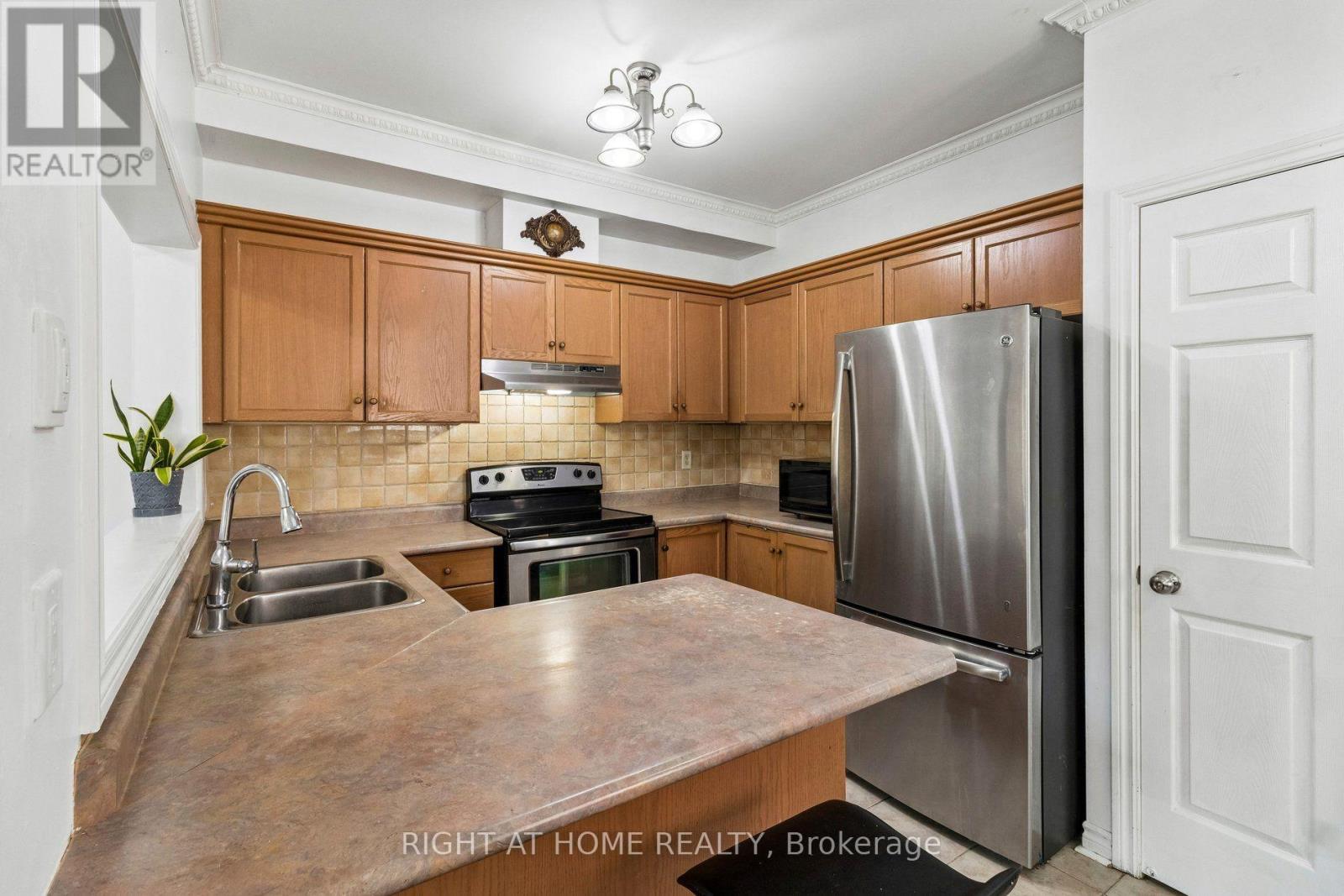 116 Nasir Crescent, Vaughan, Ontario  L6A 3B2 - Photo 12 - N13690020