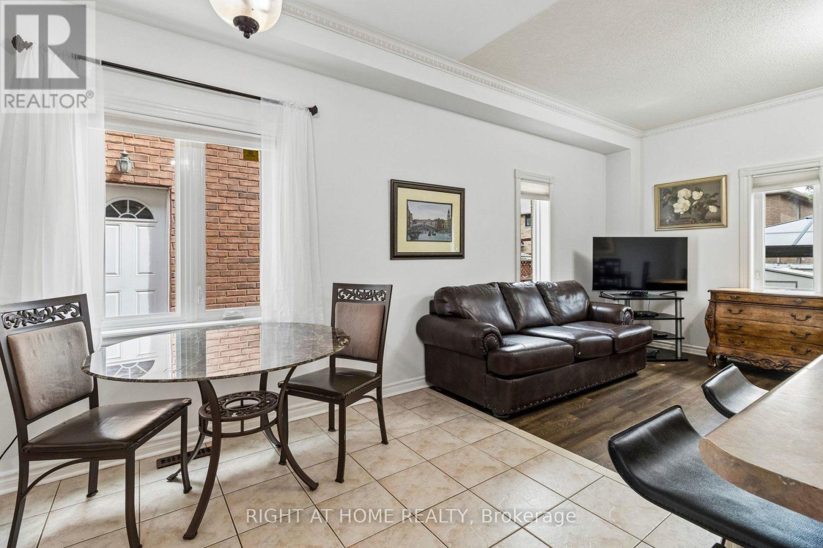 116 Nasir Crescent, Vaughan, Ontario  L6A 3B2 - Photo 5 - N13690020