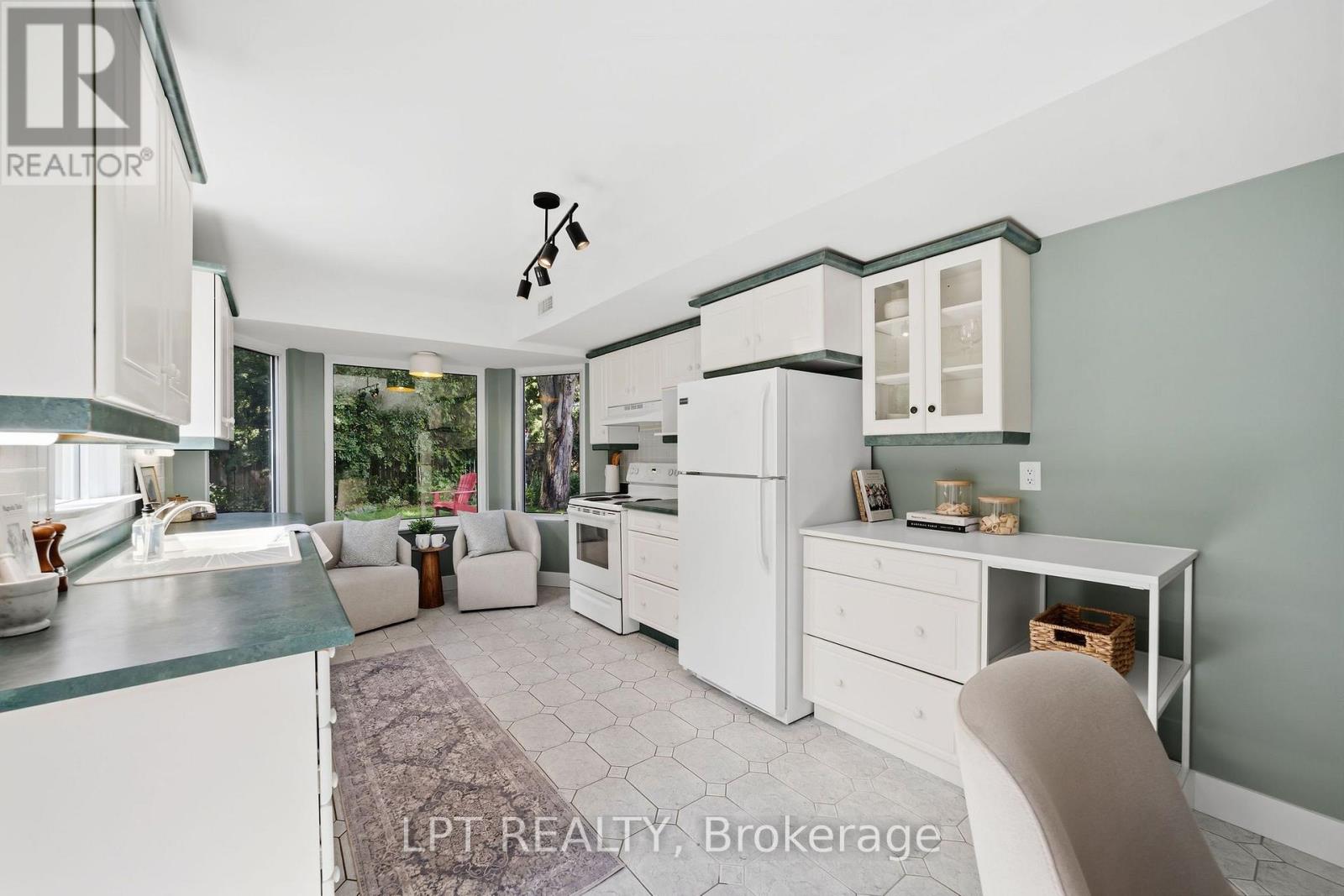 17 Monmore Road, London North (North F), Ontario  N6G 2W5 - Photo 13 - X13690368