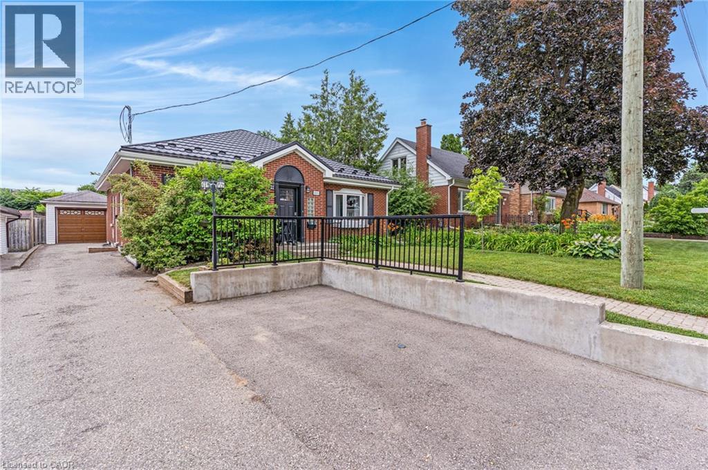 805 Rockway Drive, Kitchener, Ontario  N2G 3B6 - Photo 3 - 40848360