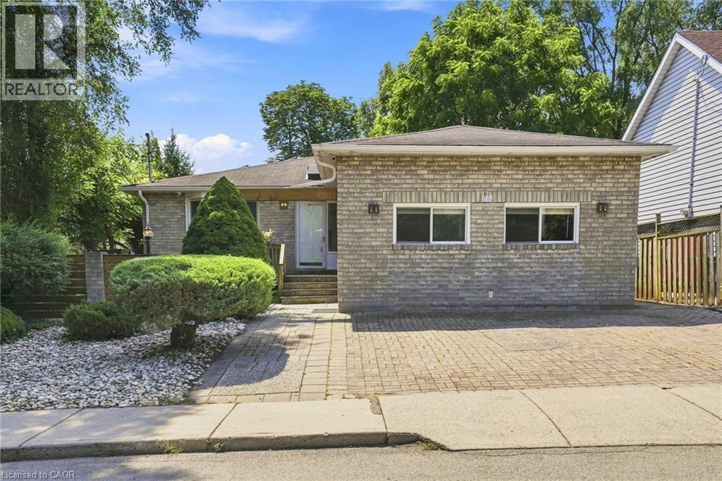 24 Hill Street, Hamilton, Ontario  L8P 1W7 - Photo 3 - 40856098