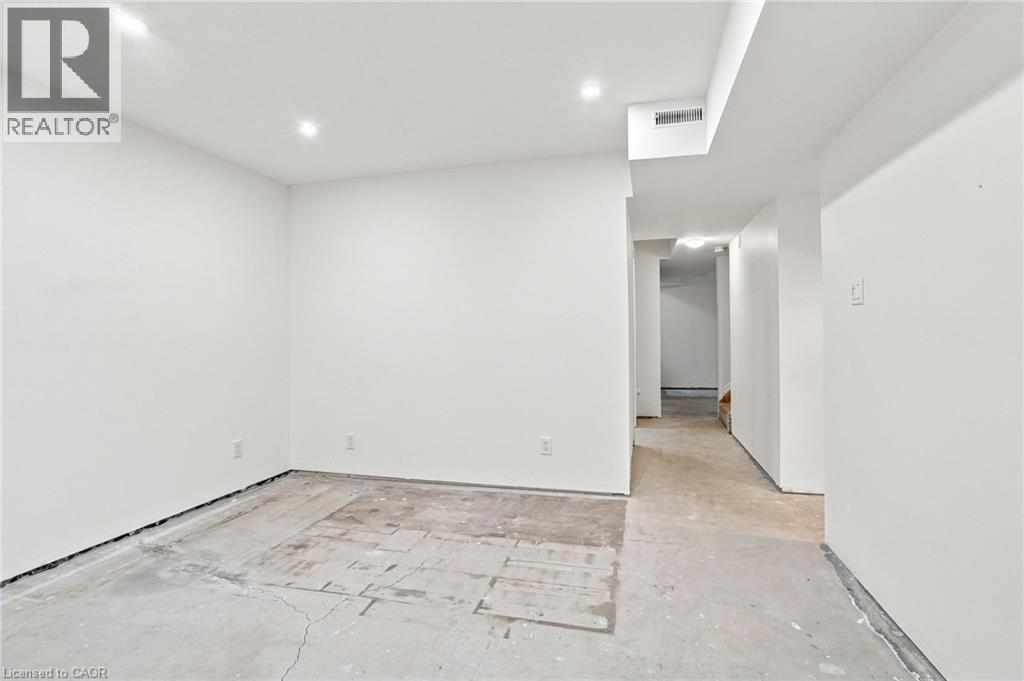 24 Hill Street, Hamilton, Ontario  L8P 1W7 - Photo 36 - 40856098