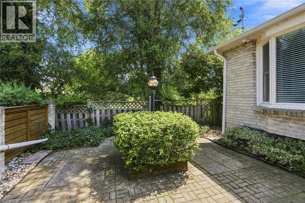 24 Hill Street, Hamilton, Ontario  L8P 1W7 - Photo 44 - 40856098