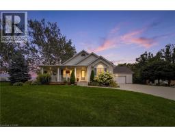 15 SHEPHARD Place, New Hamburg, Ontario