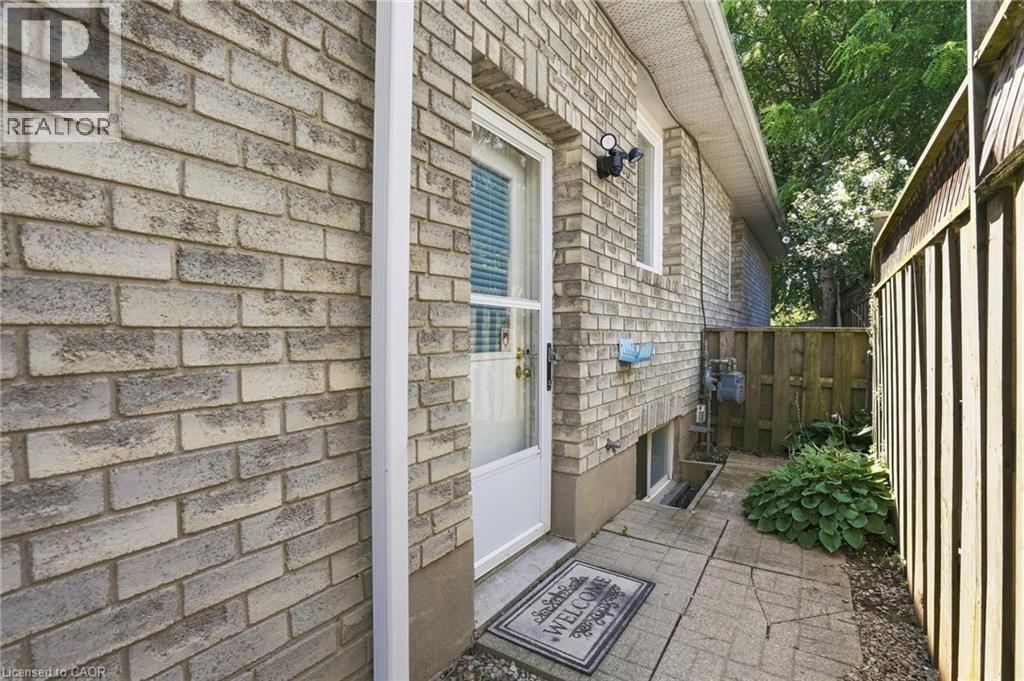 24 Hill Street, Hamilton, Ontario  L8P 1W7 - Photo 43 - 40856098