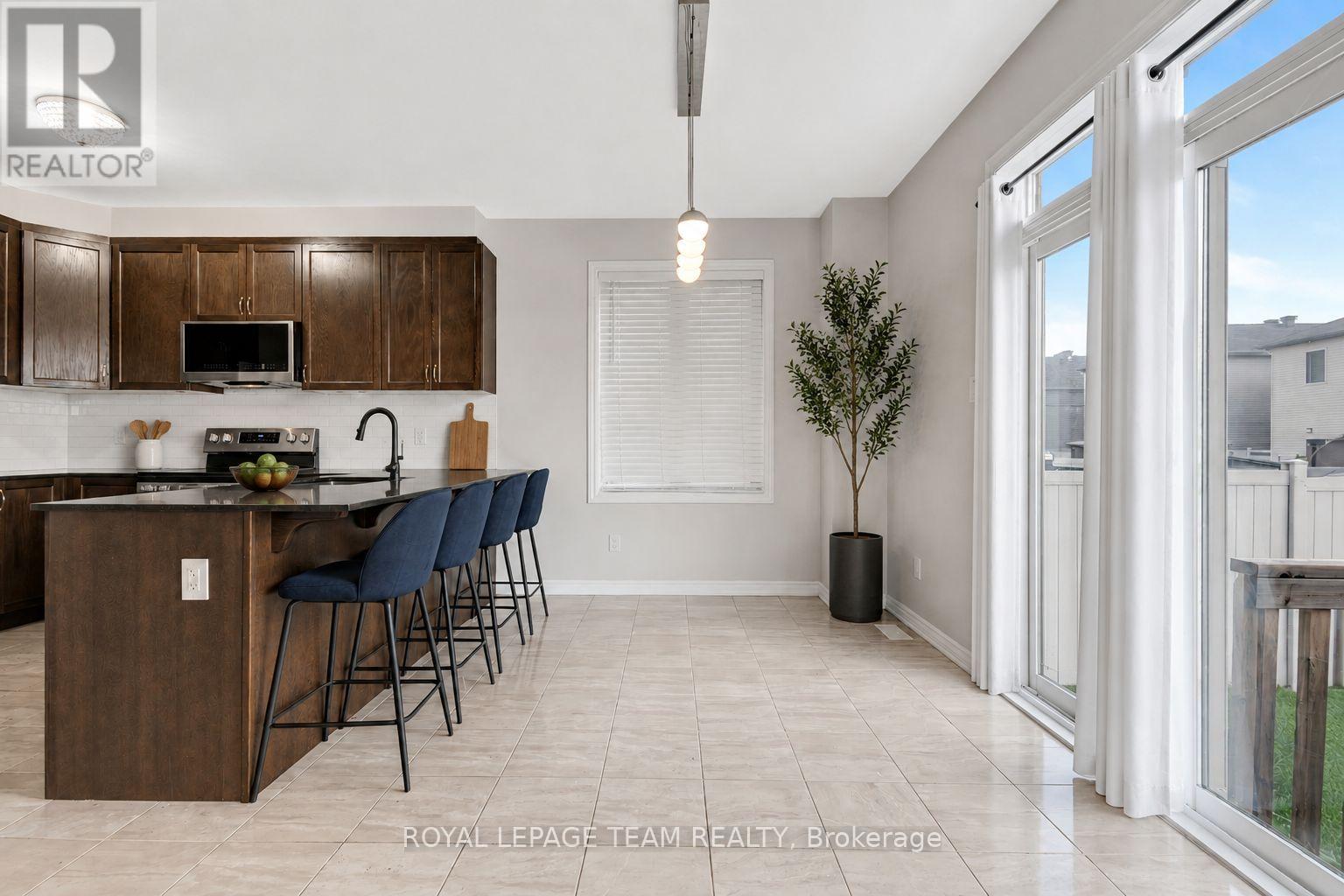 109 Falabella Street, Ottawa, Ontario  K2S 0X7 - Photo 12 - X13690376