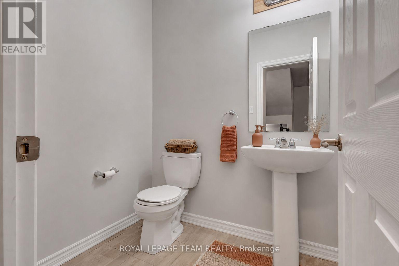109 Falabella Street, Ottawa, Ontario  K2S 0X7 - Photo 4 - X13690376