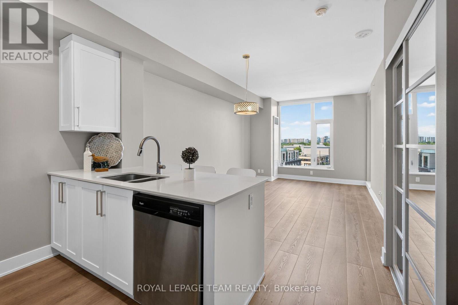 608 - 118 Holmwood Avenue W, Ottawa, Ontario  K1S 5J5 - Photo 8 - X13690404