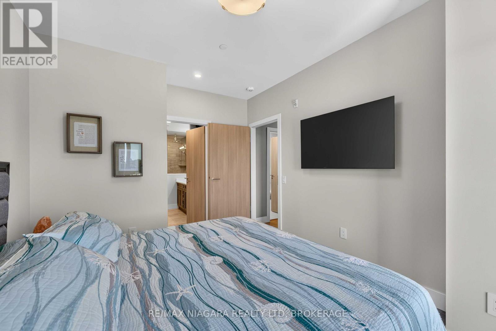 702 - 57 Lakeport Road, St. Catharines, Ontario  L2N 4P6 - Photo 10 - X13690350