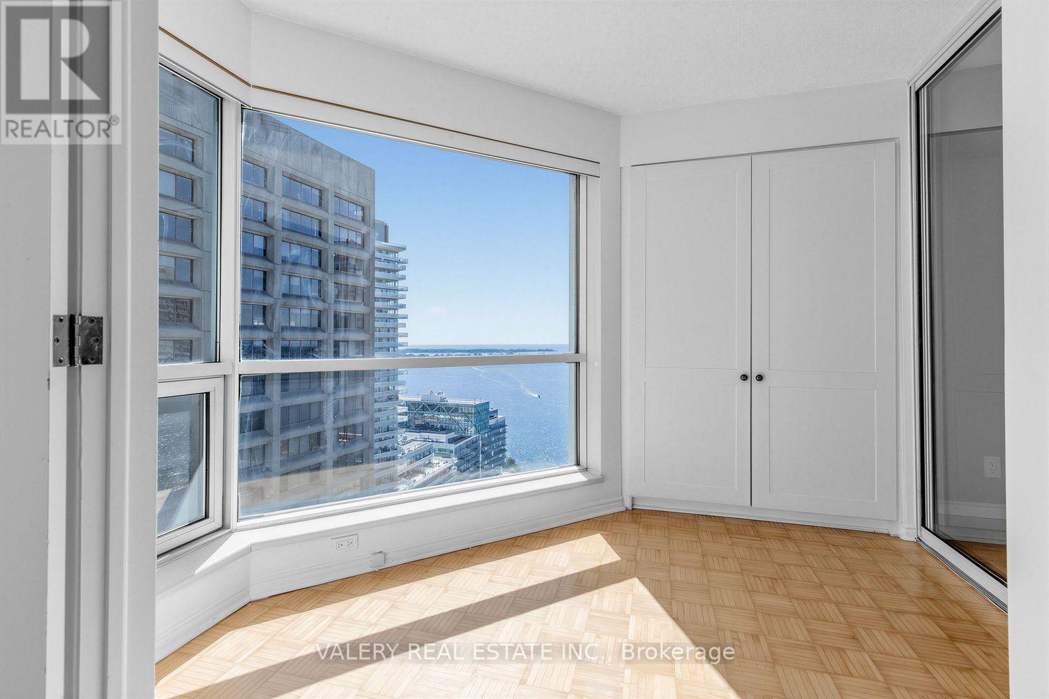 2910 - 10 Yonge Street, Toronto, Ontario  M5E 1R4 - Photo 15 - C13690380
