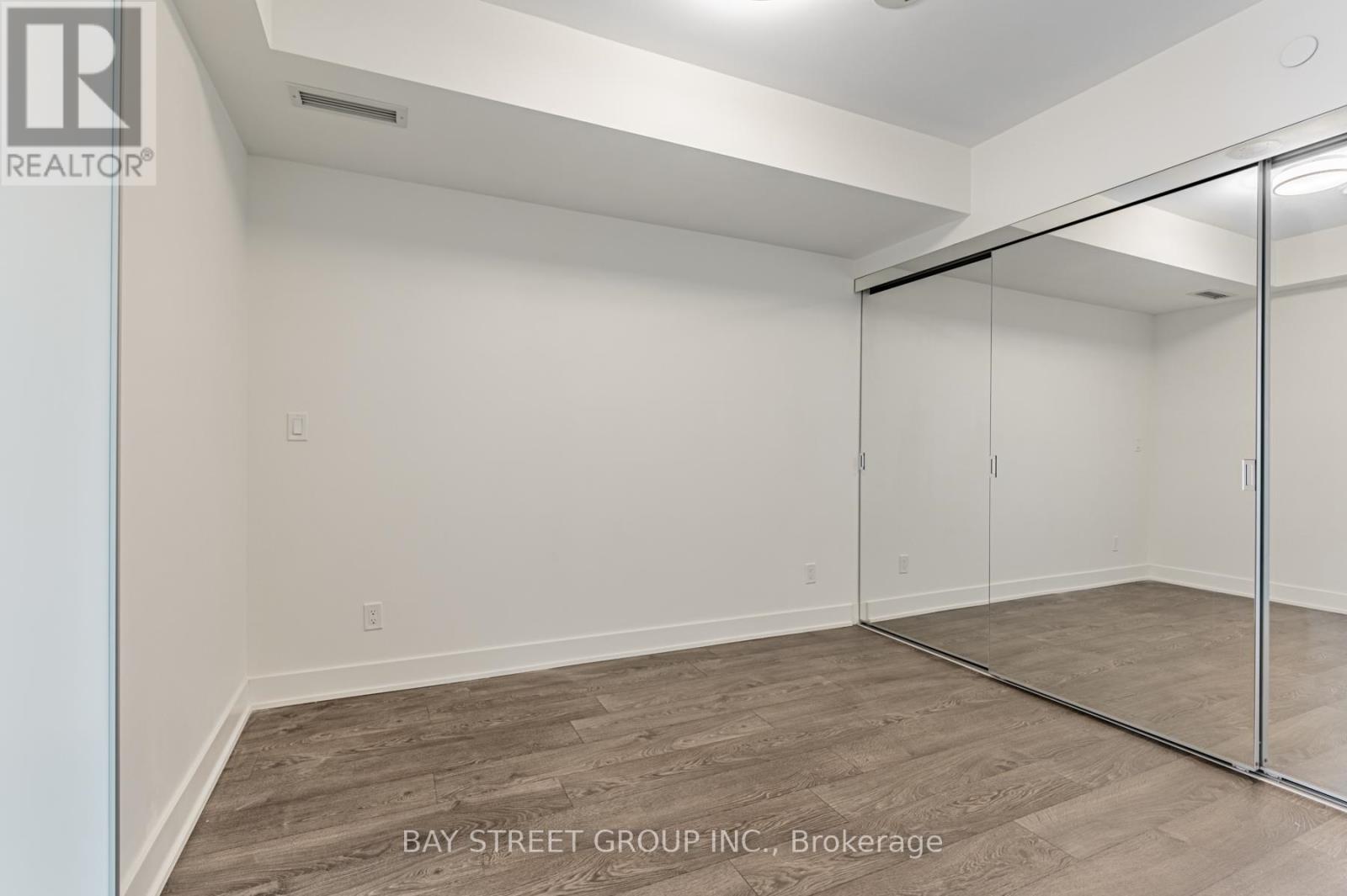 425 - 38 Cameron Street, Toronto, Ontario M5T 0C3 - Photo 17 - C13690384