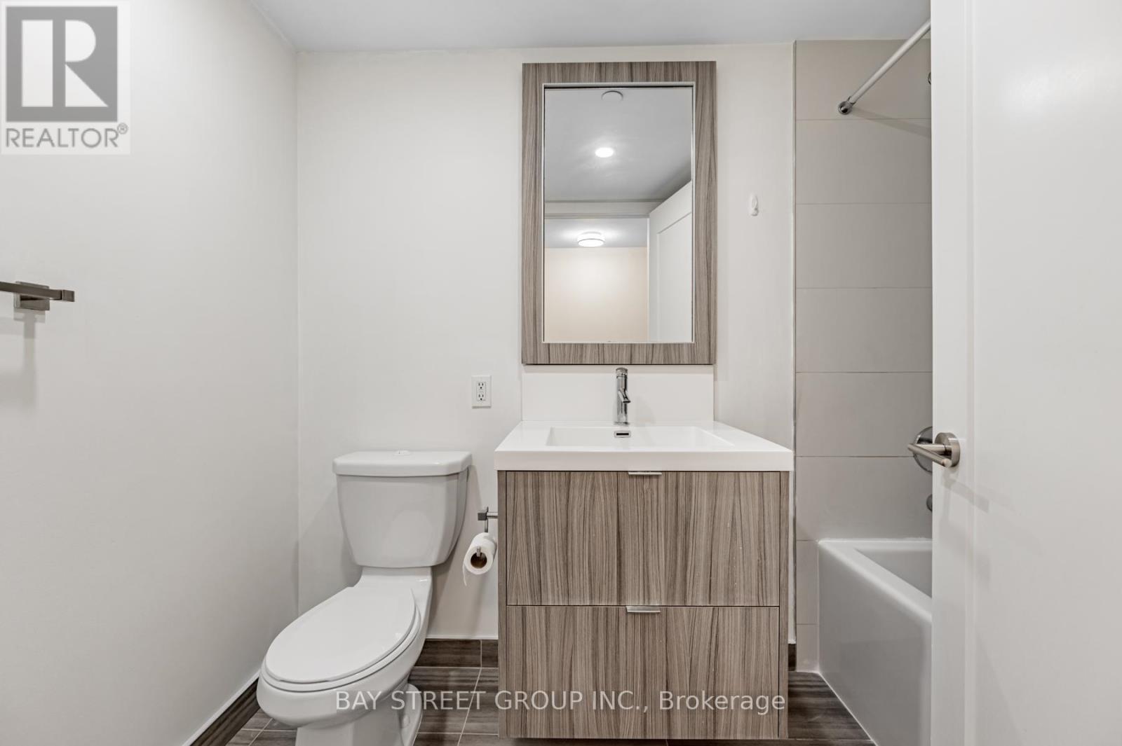 425 - 38 Cameron Street, Toronto, Ontario M5T 0C3 - Photo 23 - C13690384