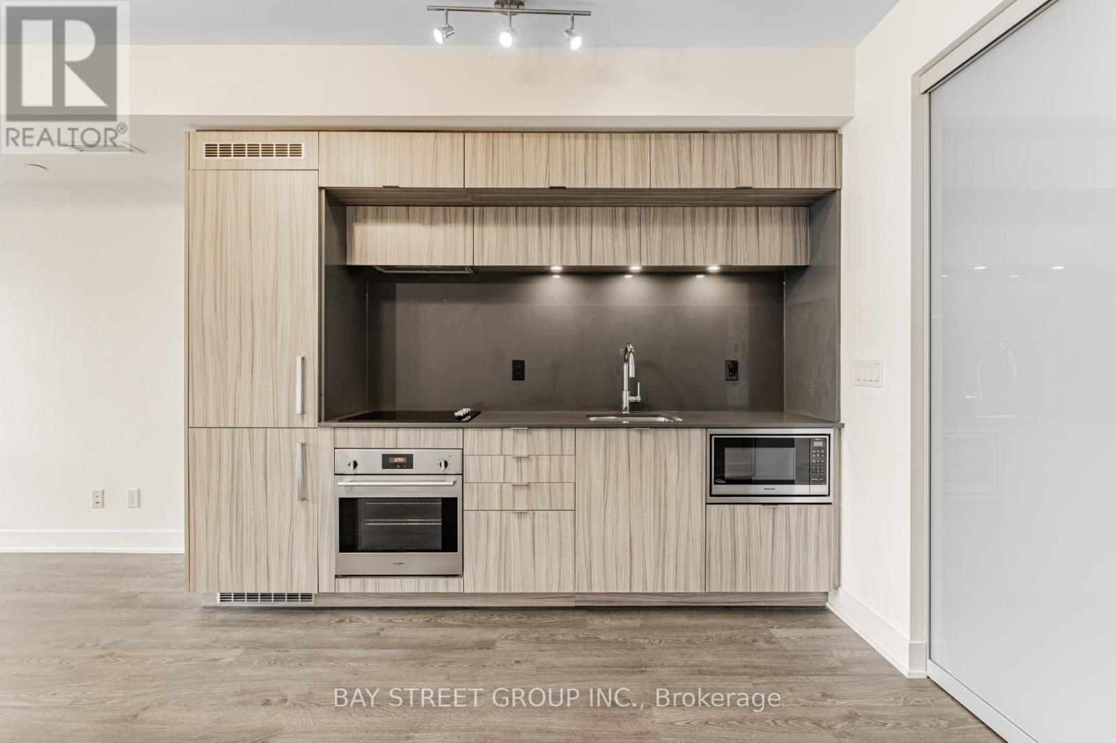 425 - 38 Cameron Street, Toronto, Ontario M5T 0C3 - Photo 6 - C13690384