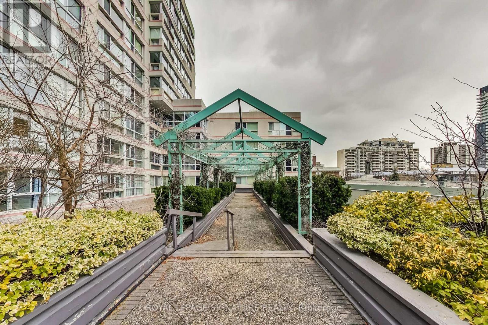 Th5 - 11 Broadway Avenue, Toronto, Ontario  M4P 1T7 - Photo 31 - C13690432