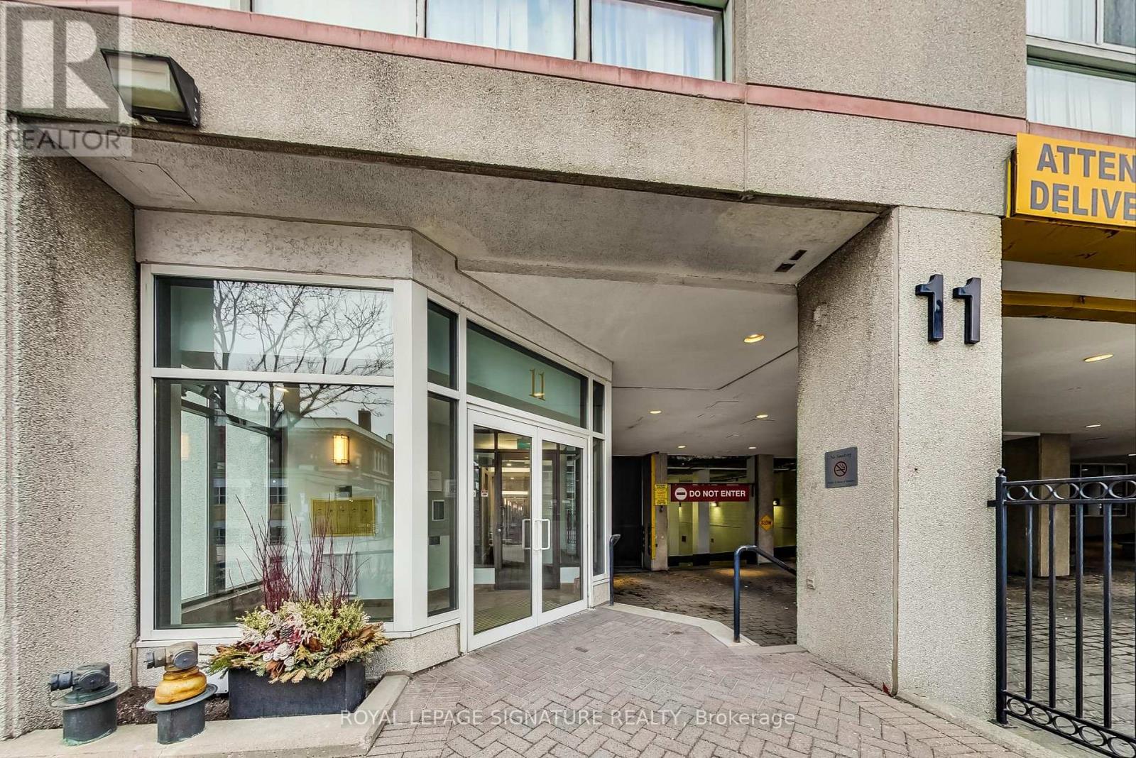 Th5 - 11 Broadway Avenue, Toronto, Ontario  M4P 1T7 - Photo 4 - C13690432