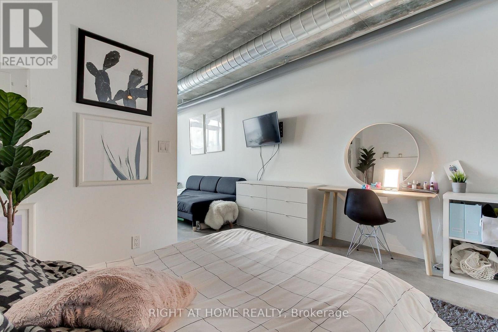 610 - 150 Sudbury Street, Toronto, Ontario M6J 3S8 - Photo 10 - C13690438