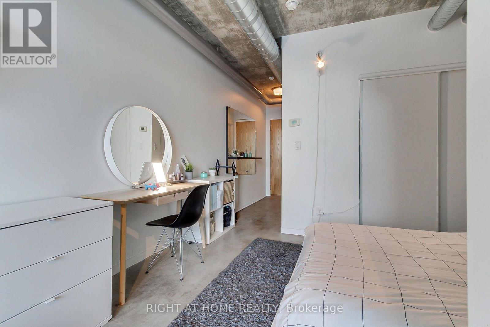 610 - 150 Sudbury Street, Toronto, Ontario M6J 3S8 - Photo 11 - C13690438