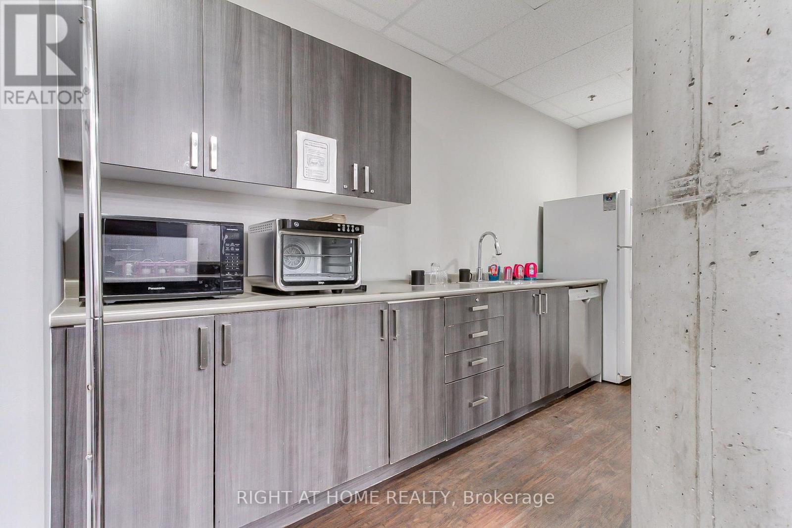 610 - 150 Sudbury Street, Toronto, Ontario M6J 3S8 - Photo 27 - C13690438