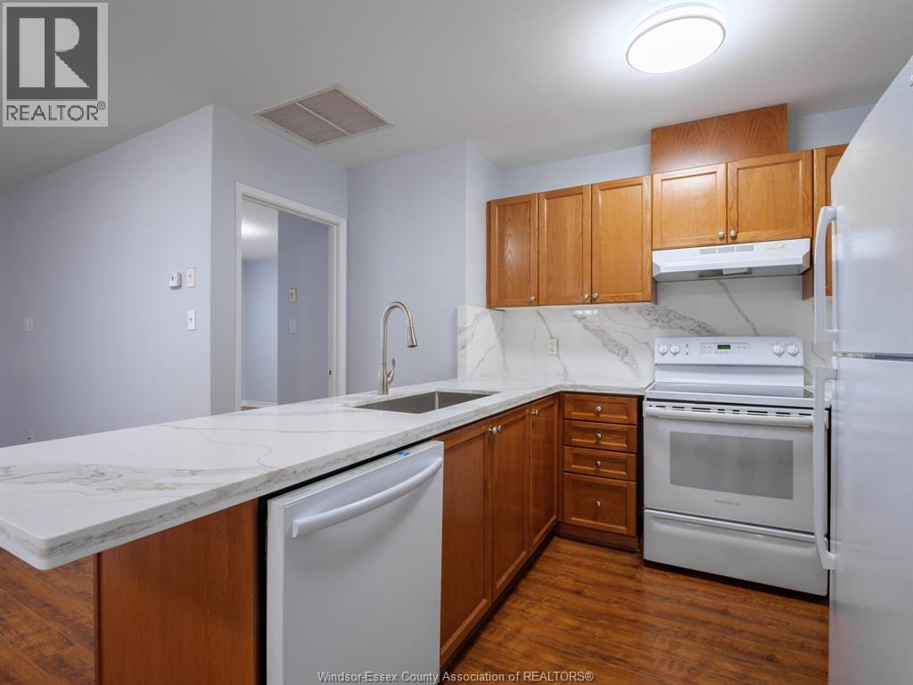 2650 Sandwich West Parkway Unit# 406, Lasalle, Ontario  N9H 0A7 - Photo 4 - 26020226