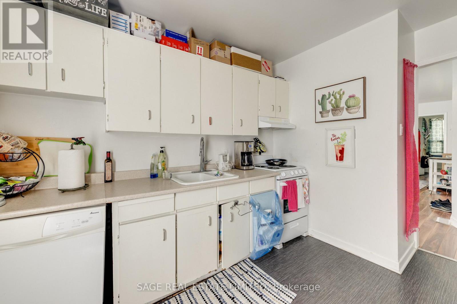 241 Langley Avenue, Toronto, Ontario  M4K 1C1 - Photo 18 - E13690344