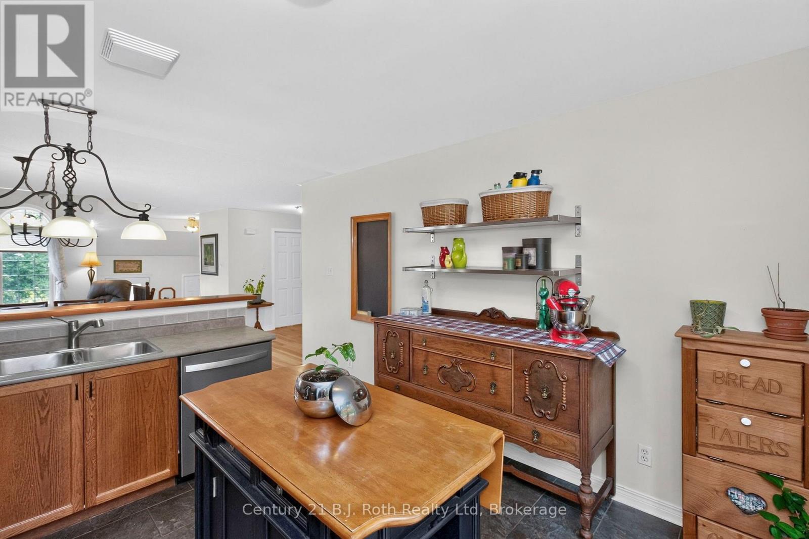 7 Georgias Walk, Tay, Ontario  L0K 2A0 - Photo 14 - S13690406
