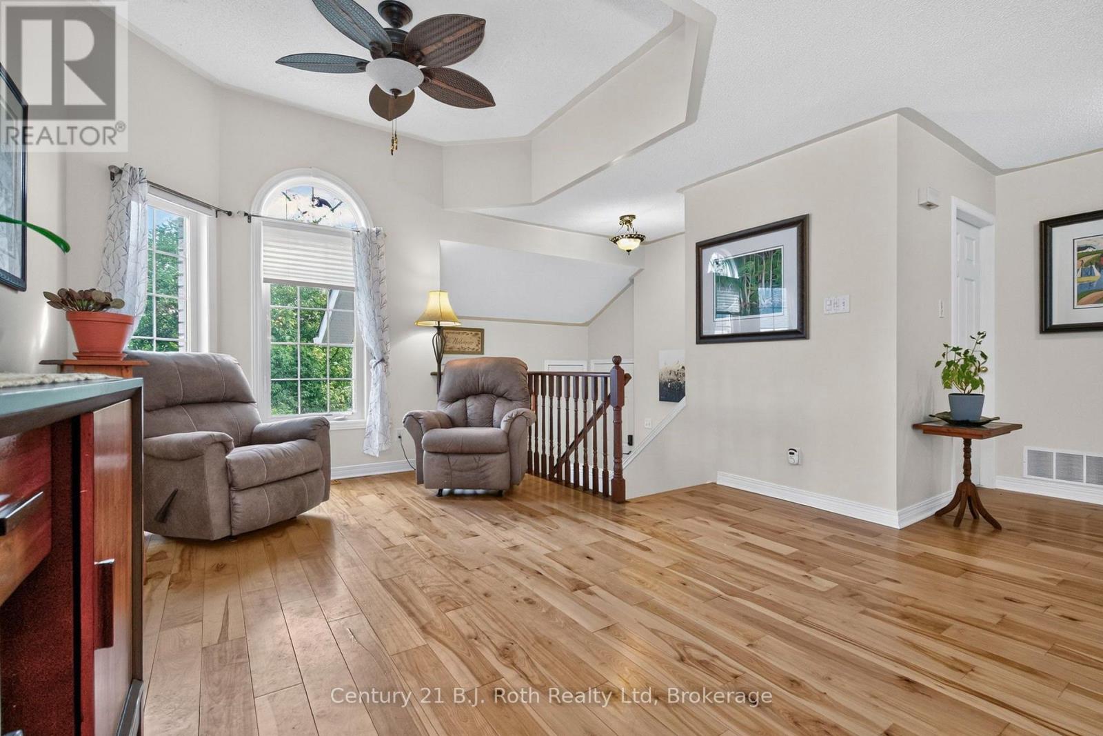7 Georgias Walk, Tay, Ontario  L0K 2A0 - Photo 7 - S13690406